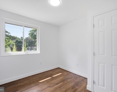 7410 Baylor Avenue - Photo Thumbnail 23