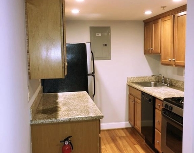 610 Main Street - Photo Thumbnail 9
