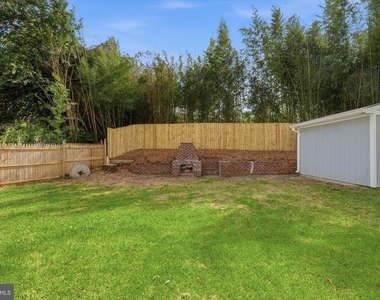 7200 Wells Parkway - Photo Thumbnail 34