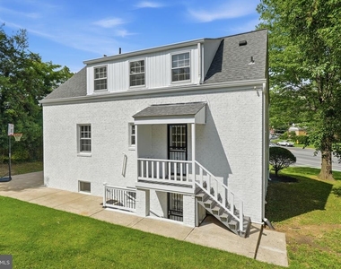 7200 Wells Parkway - Photo Thumbnail 40