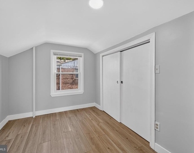 1807 Nova Avenue - Photo Thumbnail 16