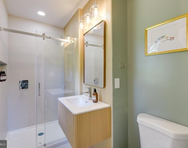 3405 Laurel Avenue - Photo Thumbnail 9