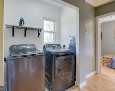 3405 Laurel Avenue - Photo Thumbnail 8