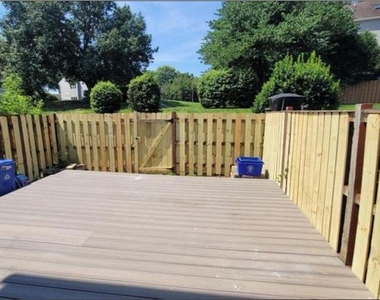 11404 Applegrath Way - Photo Thumbnail 1