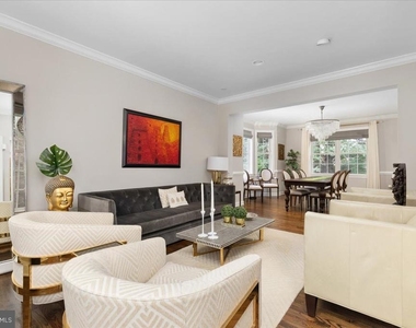 5206 Ridgefield Road - Photo Thumbnail 8
