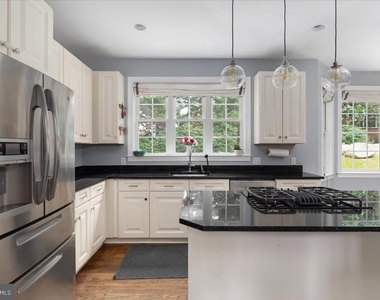5206 Ridgefield Road - Photo Thumbnail 12