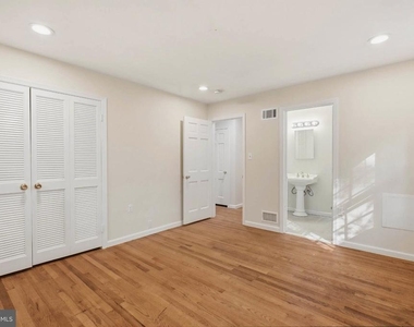 7510 Sanner Road - Photo Thumbnail 14