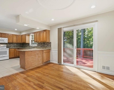 7510 Sanner Road - Photo Thumbnail 3
