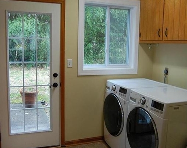 6916 Blacks Mill Road - Photo Thumbnail 12