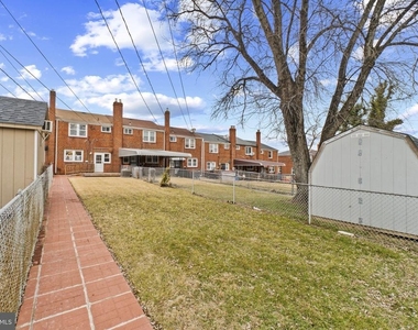 4923 Saint Gemma Road - Photo Thumbnail 22