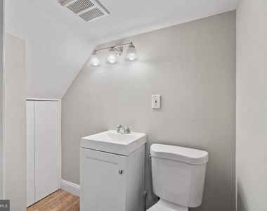 4923 Saint Gemma Road - Photo Thumbnail 19