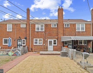 4923 Saint Gemma Road - Photo Thumbnail 23