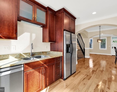 610 Grundy Street - Photo Thumbnail 27