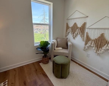 3435 Dupont Avenue - Photo Thumbnail 50