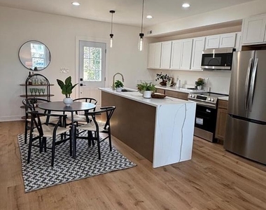 3435 Dupont Avenue - Photo Thumbnail 23