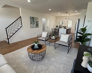 3435 Dupont Avenue - Photo Thumbnail 1