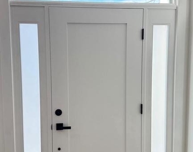 3435 Dupont Avenue - Photo Thumbnail 29
