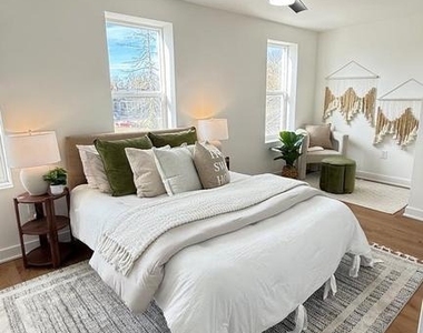 3435 Dupont Avenue - Photo Thumbnail 32