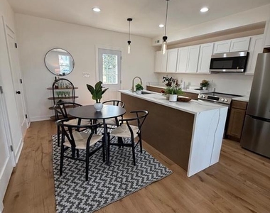 3435 Dupont Avenue - Photo Thumbnail 22