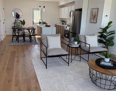3435 Dupont Avenue - Photo Thumbnail 4