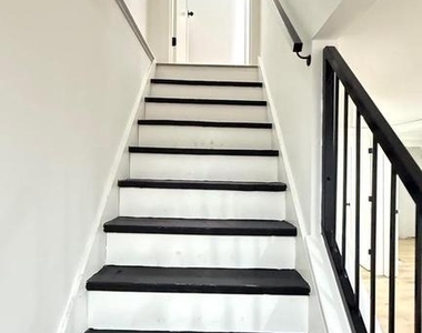 3435 Dupont Avenue - Photo Thumbnail 44
