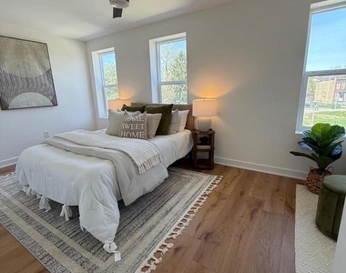 3435 Dupont Avenue - Photo Thumbnail 51