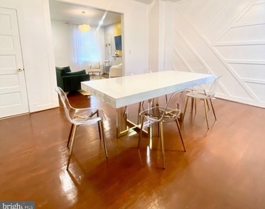 708 Melville Avenue - Photo Thumbnail 3