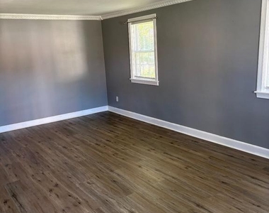 205 Harrison Avenue - Photo Thumbnail 11