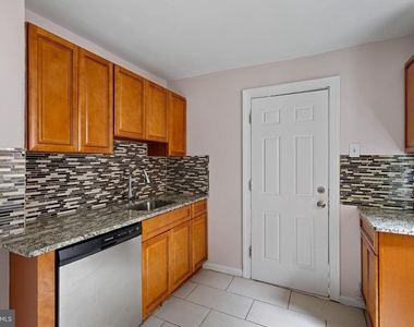 29 Denham Avenue - Photo Thumbnail 7