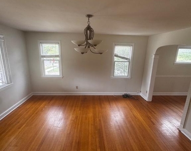 4729 12th Street Ne - Photo Thumbnail 11