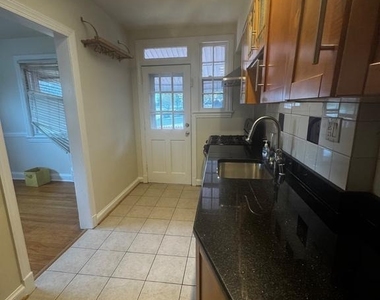 4729 12th Street Ne - Photo Thumbnail 18