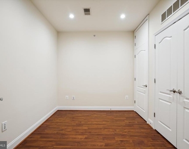 1451 Belmont Street Nw - Photo Thumbnail 4