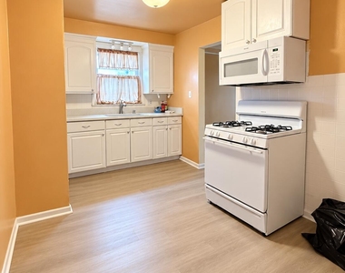 1819 Richmond Avenue - Photo Thumbnail 7