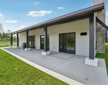2675 Burton Road - Photo Thumbnail 54