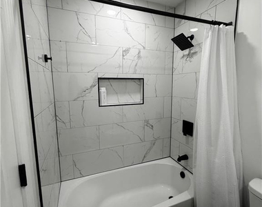 265 Bayfield Loop - Photo Thumbnail 8