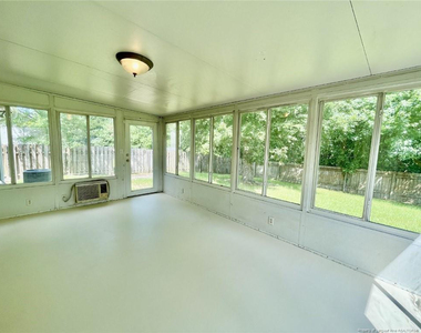 9616 Gooden Drive - Photo Thumbnail 11