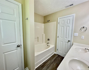 9616 Gooden Drive - Photo Thumbnail 16