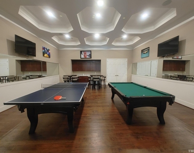 1029 Commack Drive - Photo Thumbnail 24