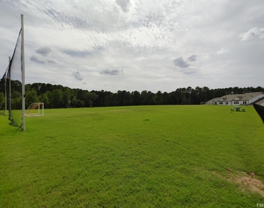 1029 Commack Drive - Photo Thumbnail 27