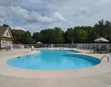 1029 Commack Drive - Photo Thumbnail 26
