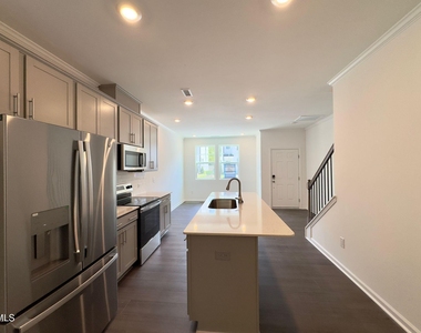 1529 Crescent Townes Way - Photo Thumbnail 9