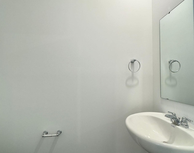 1529 Crescent Townes Way - Photo Thumbnail 14