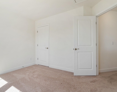 80 Silent Brook Trail - Photo Thumbnail 34