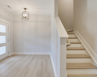 2127 Big Falls Drive - Photo Thumbnail 7