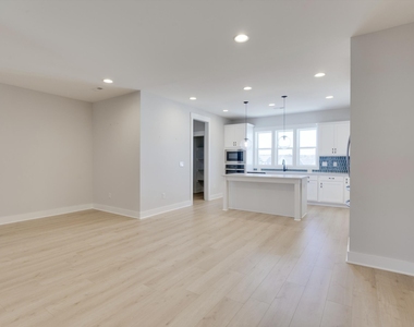 2127 Big Falls Drive - Photo Thumbnail 16