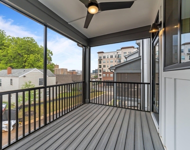 710 W North Street - Photo Thumbnail 30