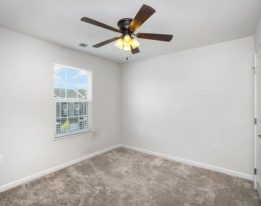 210 Tamworth Creek - Photo Thumbnail 20