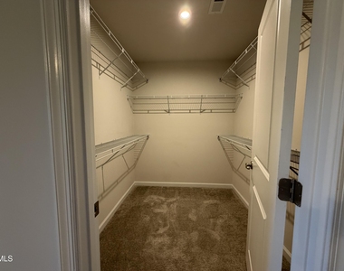 210 Tamworth Creek - Photo Thumbnail 13