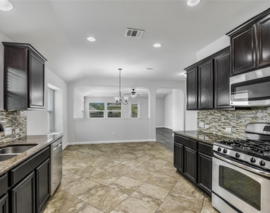 202 Paul Azinger Ct - Photo Thumbnail 14
