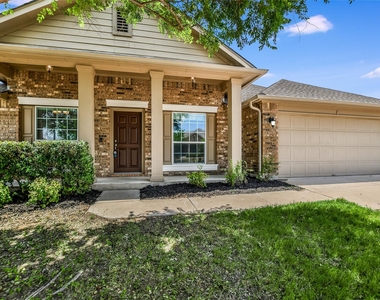 202 Paul Azinger Ct - Photo Thumbnail 1